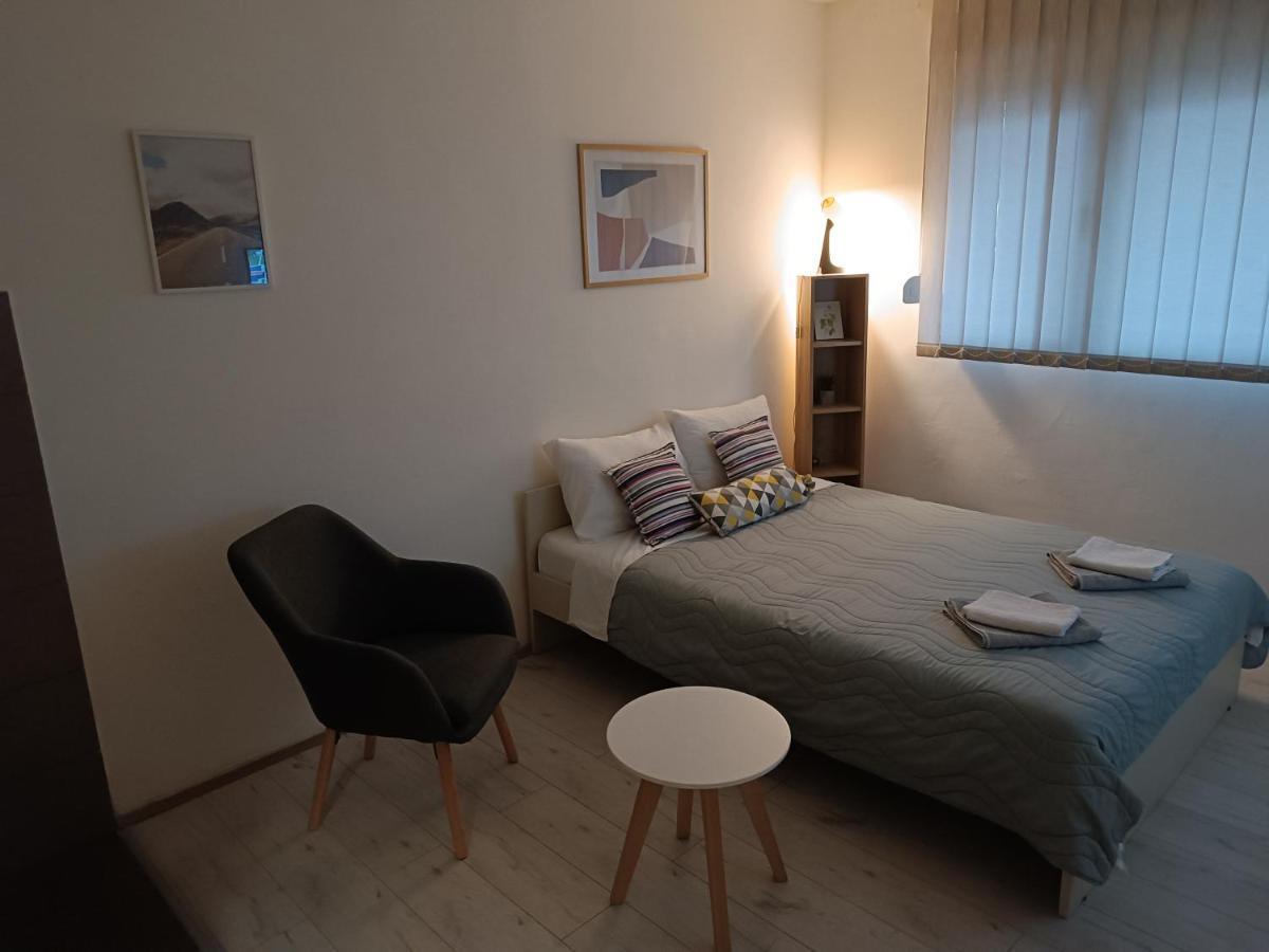 Appartamento Sleep&Go Belgrado Esterno foto